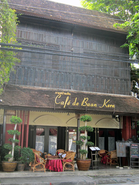 Cafe de Baan Kern @Tri Yaan Na Ros Colonial House